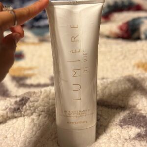 SEALED Lumière de vie Intensive hand & body cream